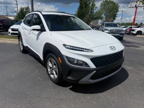 White 2023 Hyundai Kona SEL 4dr Crossover for sale in Chesterfield, MI