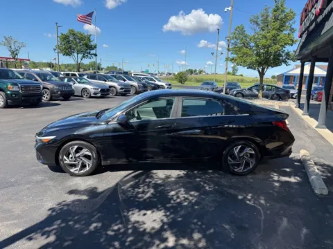 Another view of 2025 Hyundai Elantra SEL Convenience 4dr Sedan for sale in Chesterfield, MI at Victory Motors Chesterfield