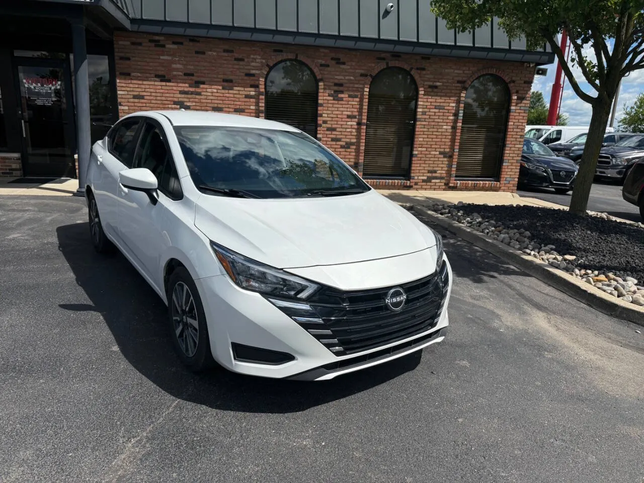 White 2025 Nissan Versa SV 4dr Sedan for sale in Chesterfield, MI