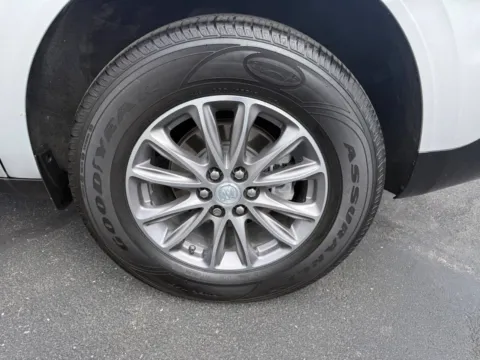 More photos of 2022 Buick Enclave Premium 4x4 4dr Crossover at Victory Motors Chesterfield, MI