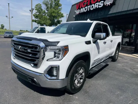More photos of 2019 GMC Sierra 1500 SLT 4x4 4dr Double Cab 6.6 ft. SB at Victory Motors Chesterfield, MI