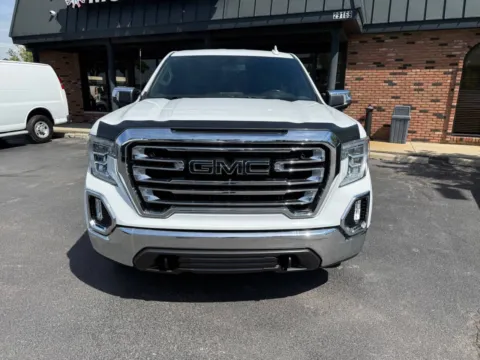 Another view of 2019 GMC Sierra 1500 SLT 4x4 4dr Double Cab 6.6 ft. SB for sale in Chesterfield, MI at Victory Motors Chesterfield