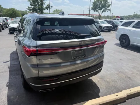 More photos of 2025 Buick Enclave Preferred 4dr Crossover at Victory Motors Chesterfield, MI