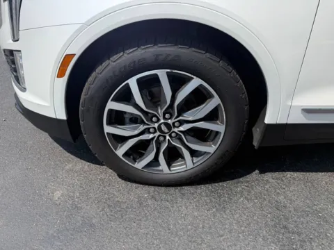 More photos of 2021 Cadillac XT5 Sport 4x4 4dr SUV at Victory Motors Chesterfield, MI