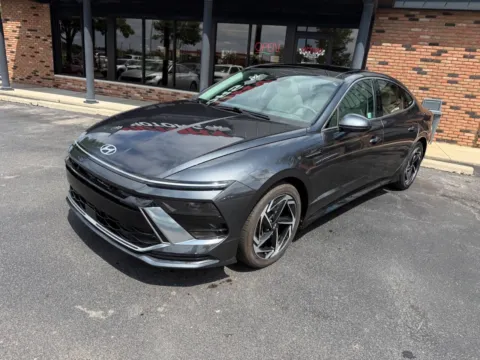 Another view of 2024 Hyundai Sonata SEL 4dr Sedan for sale in Chesterfield, MI at Victory Motors Chesterfield