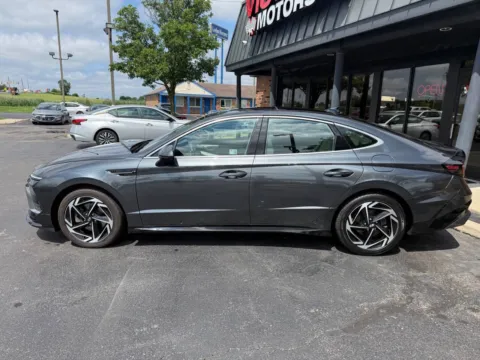 Another view of 2024 Hyundai Sonata SEL 4dr Sedan for sale in Chesterfield, MI at Victory Motors Chesterfield