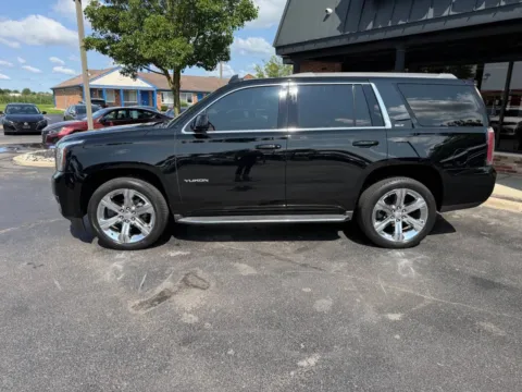 More photos of 2016 GMC Yukon SLT 4x4 4dr SUV at Victory Motors Chesterfield, MI