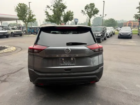 More photos of 2021 Nissan Rogue S 4dr Crossover at Victory Motors Chesterfield, MI