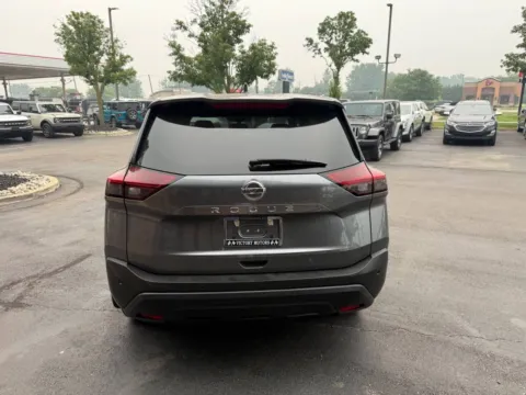 More photos of 2021 Nissan Rogue S 4dr Crossover at Victory Motors Chesterfield, MI