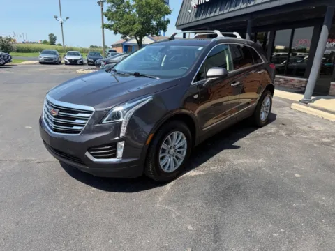 Another view of 2018 Cadillac XT5 Luxury 4x4 4dr SUV for sale in Chesterfield, MI at Victory Motors Chesterfield