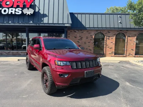 Red 2021 Jeep Grand Cherokee Freedom 4x4 4dr SUV for sale in Chesterfield, MI