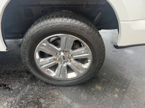 More photos of 2020 Ford F-150 XLT 4x4 4dr SuperCrew 5.5 ft. SB at Victory Motors Chesterfield, MI