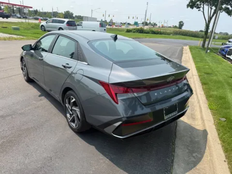 More photos of 2025 Hyundai Elantra SEL Convenience 4dr Sedan at Victory Motors Chesterfield, MI
