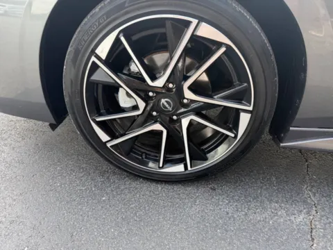 More photos of 2025 Nissan Sentra SR 4dr Sedan at Victory Motors Chesterfield, MI