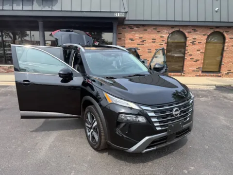 Black 2024 Nissan Rogue SL AWD 4dr Crossover for sale in Chesterfield, MI