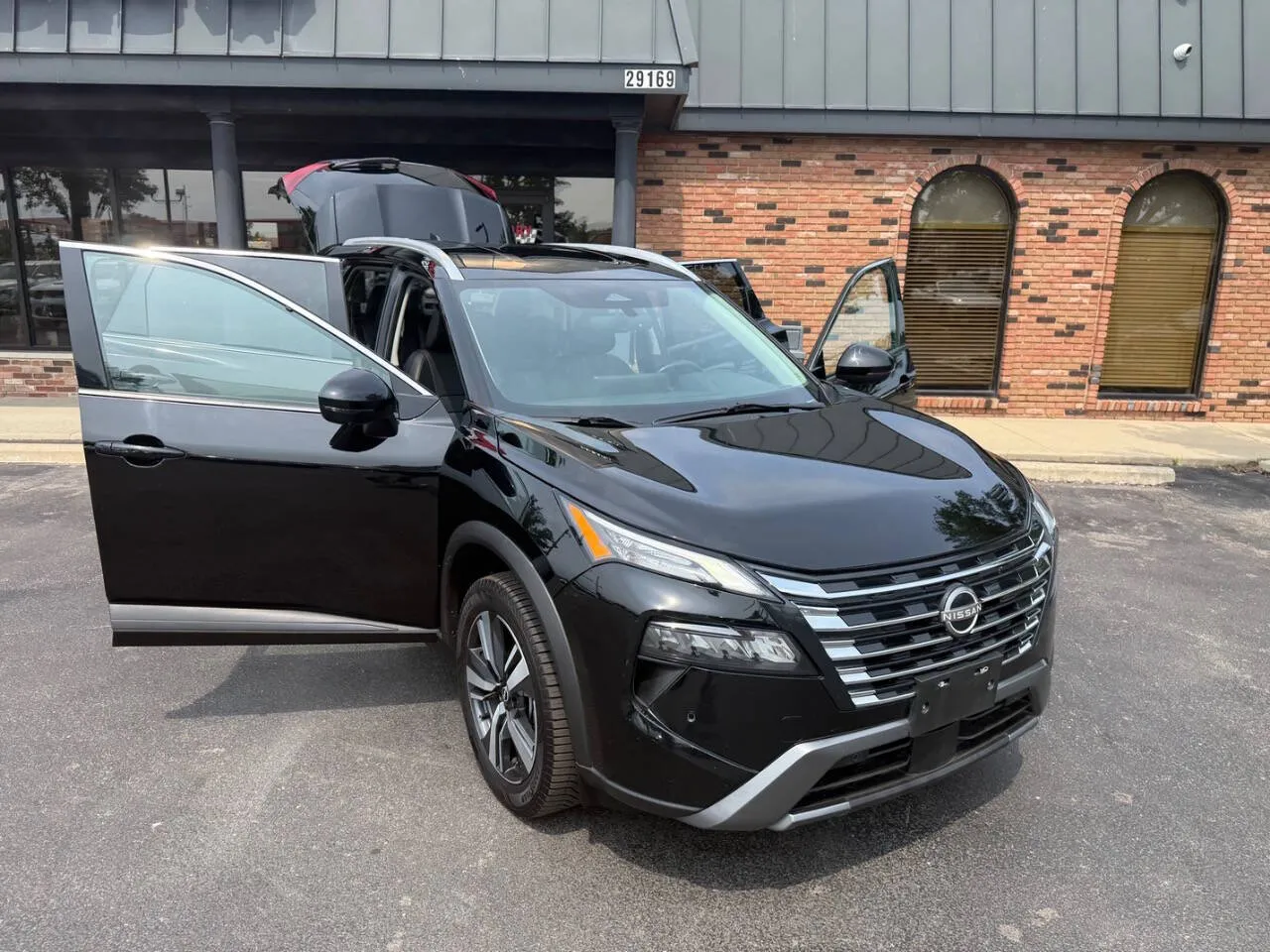 Black 2024 Nissan Rogue SL AWD 4dr Crossover for sale in Chesterfield, MI