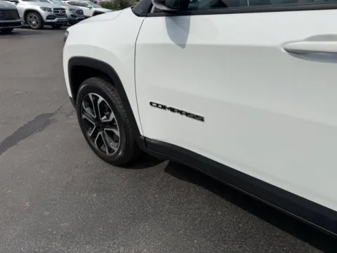 More photos of 2023 Jeep Compass Limited 4x4 4dr SUV at Victory Motors Chesterfield, MI