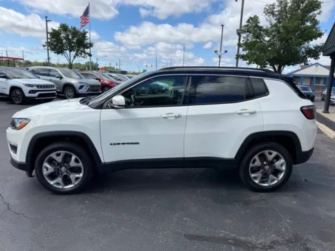 More photos of 2020 Jeep Compass Limited 4x4 4dr SUV at Victory Motors Chesterfield, MI