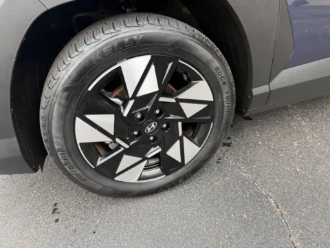 More photos of 2024 Hyundai Kona SEL 4dr Crossover at Victory Motors Chesterfield, MI