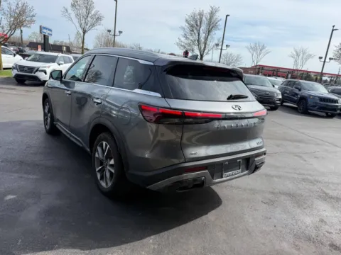 More photos of 2023 Infiniti QX60 Luxe AWD 4dr SUV at Victory Motors Chesterfield, MI