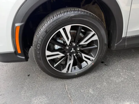 More photos of 2025 Mitsubishi Eclipse Cross SE AWD 4dr Crossover at Victory Motors Chesterfield, MI
