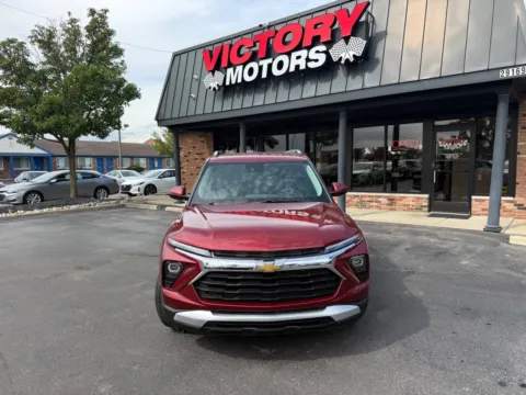 Photos of 2025 Chevrolet TrailBlazer LT 4dr SUV for sale in Chesterfield, MI at Victory Motors Chesterfield