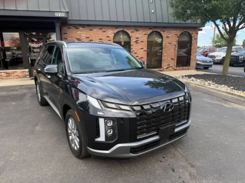 Another view of 2025 Hyundai Palisade SEL AWD 4dr SUV for sale in Chesterfield, MI at Victory Motors Chesterfield