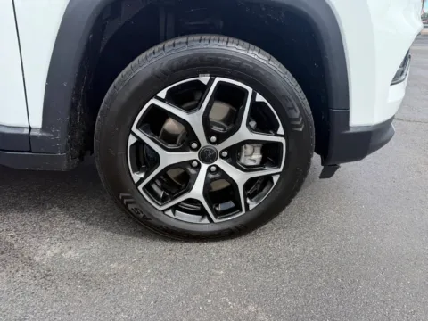More photos of 2025 Jeep Compass Limited 4x4 4dr SUV at Victory Motors Chesterfield, MI
