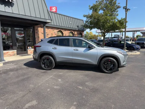 More photos of 2026 Chevrolet Trax LT 4dr Crossover at Victory Motors Chesterfield, MI
