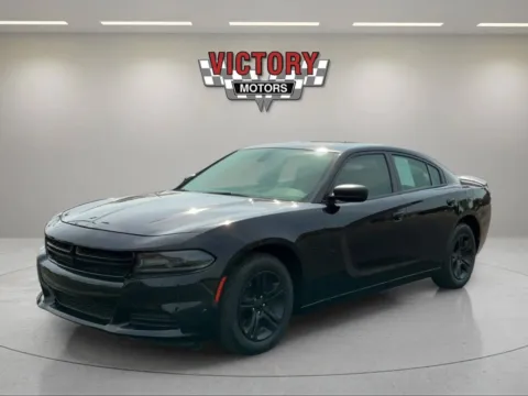 Photos of 2019 Dodge Charger SXT 4dr Sedan for sale in Chesterfield, MI at Victory Motors Chesterfield