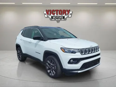 White 2022 Jeep Compass Limited 4x4 4dr SUV for sale in Chesterfield, MI