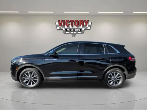 More photos of 2022 Lincoln Nautilus Standard 4dr SUV at Victory Motors Chesterfield, MI