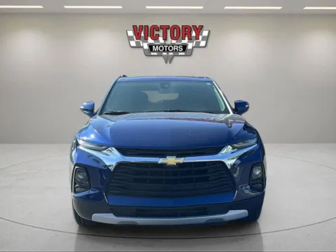 Photos of 2022 Chevrolet Blazer LT AWD 4dr SUV w/2LT for sale in Chesterfield, MI at Victory Motors Chesterfield