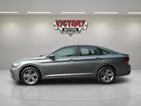More photos of 2024 Volkswagen Jetta SE 4dr Sedan at Victory Motors Chesterfield, MI