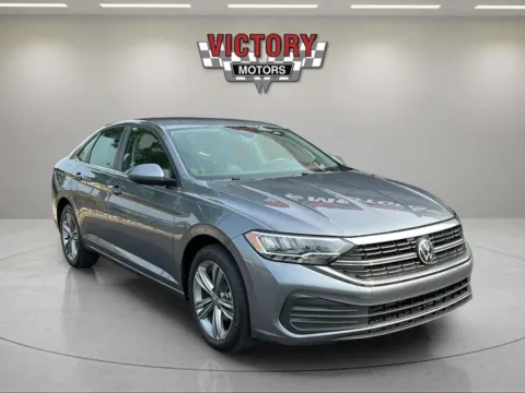 Gray 2024 Volkswagen Jetta SE 4dr Sedan for sale in Chesterfield, MI
