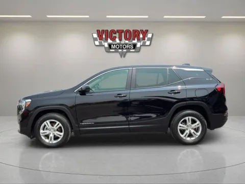 Another view of 2024 GMC Terrain SLE AWD 4dr SUV for sale in Chesterfield, MI at Victory Motors Chesterfield