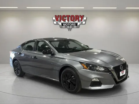 Gray 2022 Nissan Altima 2.5 S 4dr Sedan for sale in Chesterfield, MI