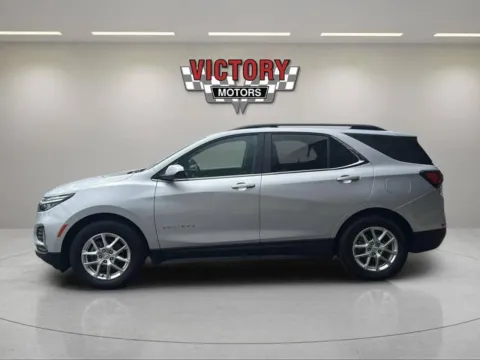 More photos of 2022 Chevrolet Equinox LT 4dr SUV w/1LT at Victory Motors Chesterfield, MI