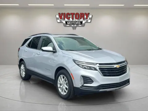 Silver 2022 Chevrolet Equinox LT 4dr SUV w/1LT for sale in Chesterfield, MI