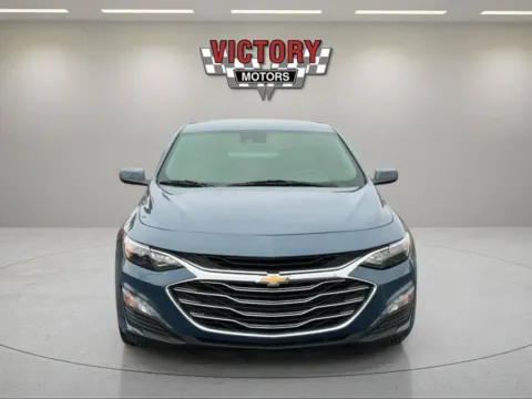 Photos of 2025 Chevrolet Malibu LT 4dr Sedan w/1LT for sale in Chesterfield, MI at Victory Motors Chesterfield