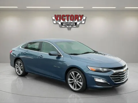 Blue 2025 Chevrolet Malibu LT 4dr Sedan w/1LT for sale in Chesterfield, MI