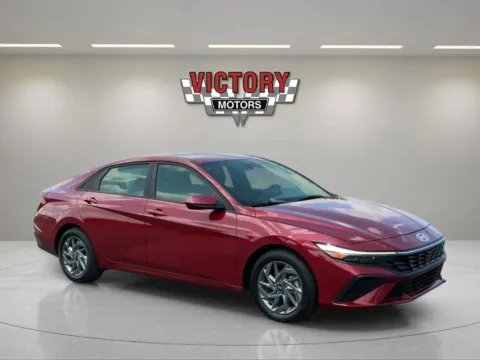 Red 2024 Hyundai Elantra SEL 4dr Sedan for sale in Chesterfield, MI