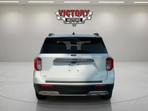 More photos of 2022 Ford Explorer XLT AWD 4dr SUV at Victory Motors Chesterfield, MI
