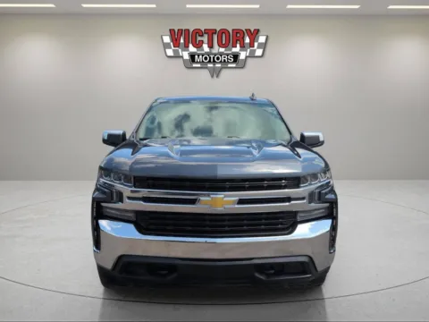 Photos of 2022 Chevrolet Silverado 1500 Limited LT 4x4 4dr Double Cab 6.6 ft. SB w/1LT for sale in Chesterfield, MI at Victory Motors Chesterfield