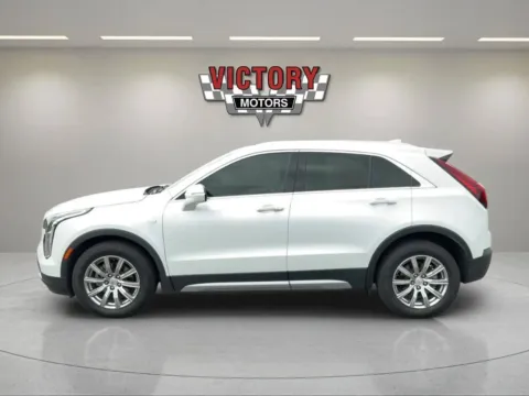 Another view of 2022 Cadillac XT4 Premium Luxury 4x4 4dr Crossover for sale in Chesterfield, MI at Victory Motors Chesterfield