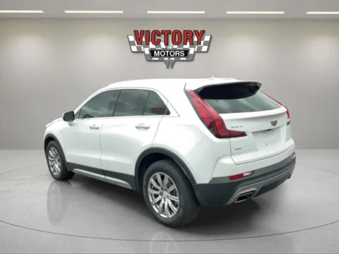 More photos of 2022 Cadillac XT4 Premium Luxury 4x4 4dr Crossover at Victory Motors Chesterfield, MI