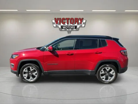 Another view of 2020 Jeep Compass Limited 4x4 4dr SUV for sale in Chesterfield, MI at Victory Motors Chesterfield