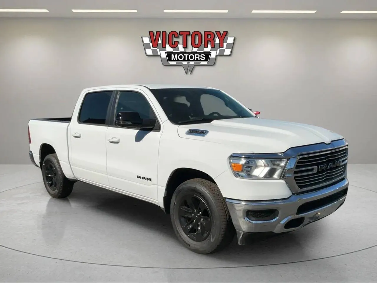 White 2024 RAM 1500 Laramie 4x4 4dr Crew Cab 5.6 ft. SB Pickup for sale in Chesterfield, MI