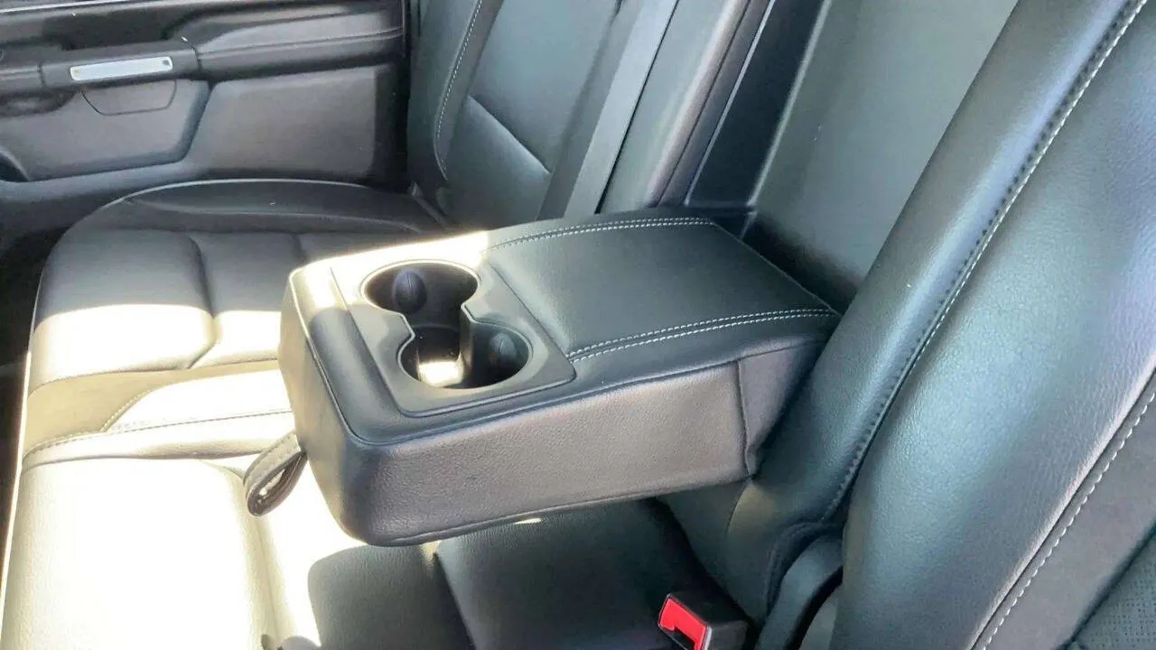 2024 RAM Ram 1500 Pickup Laramie - Photo 16