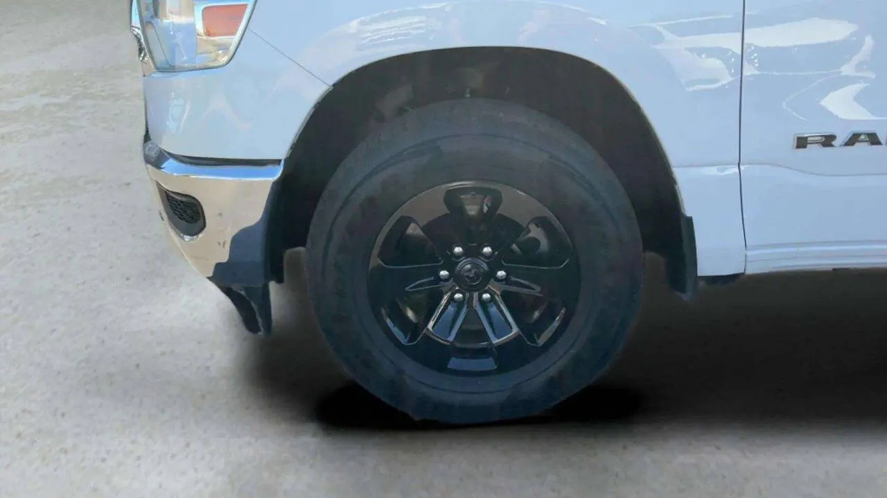 2024 RAM Ram 1500 Pickup Laramie - Photo 27